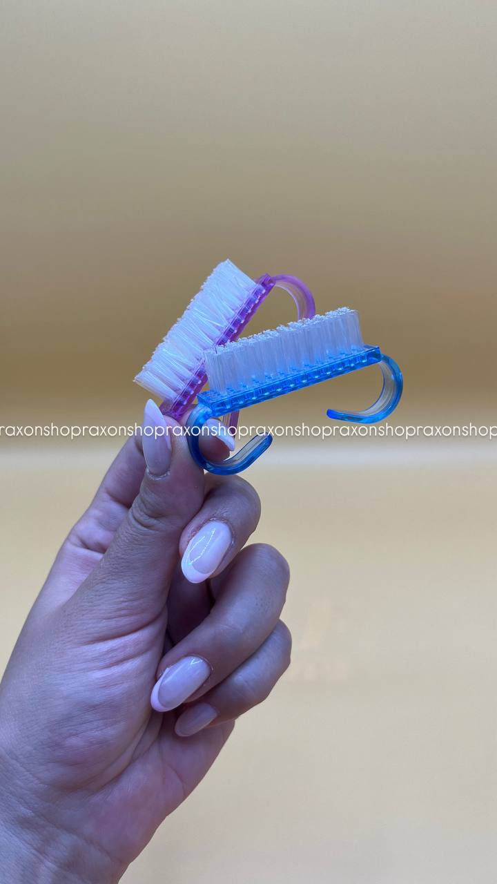 برس یا فرچه ناخن (Nail Brush)